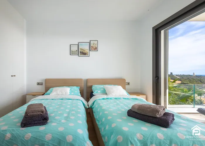 Modern With Sea And Golf View *